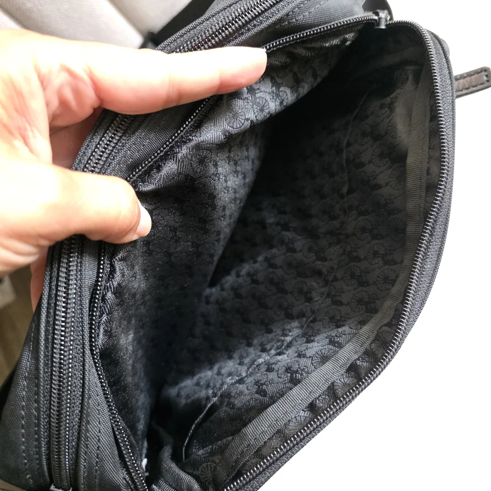 Bean Pole Men's Black Shoulder Bag Used Gread Condition.